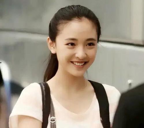 吴倩中学同学爆料视频,揭秘校园往事 第1张 吴倩中学同学爆料视频,揭秘校园往事 第1张